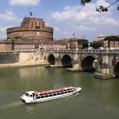 Visites guidées en bateau à Rome par bortescristian via Flickr