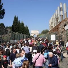 Voie sacrée Rome via Wikimedia Commons