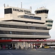 Aéroport de Tegel par Matti Blume via Wikimedia Commons